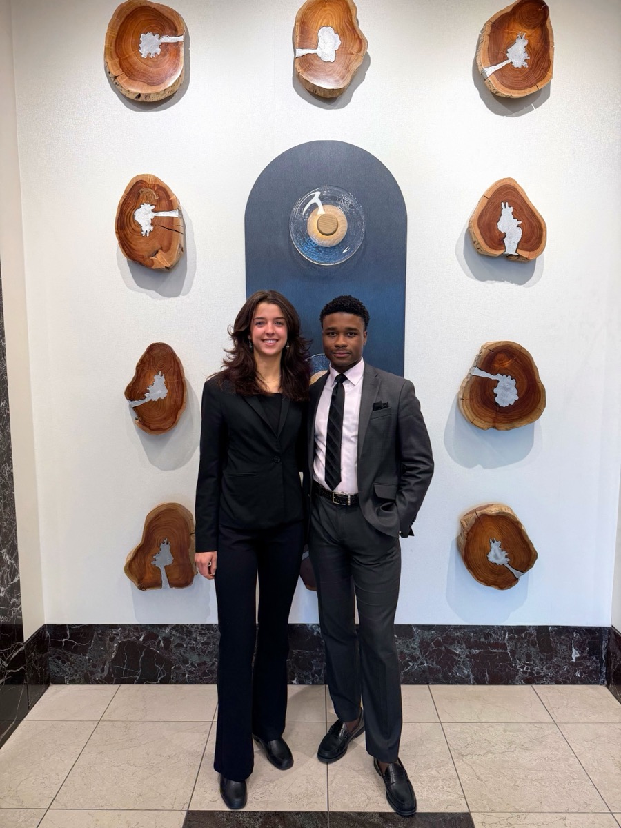 LACUNA Inc. professional team — leadership and growth focused